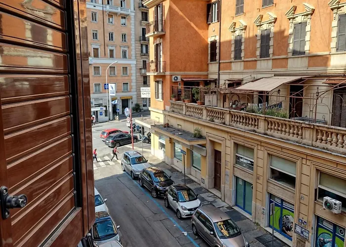 Apartamento Vivirome - 2 Bedrooms - San Giovanni *